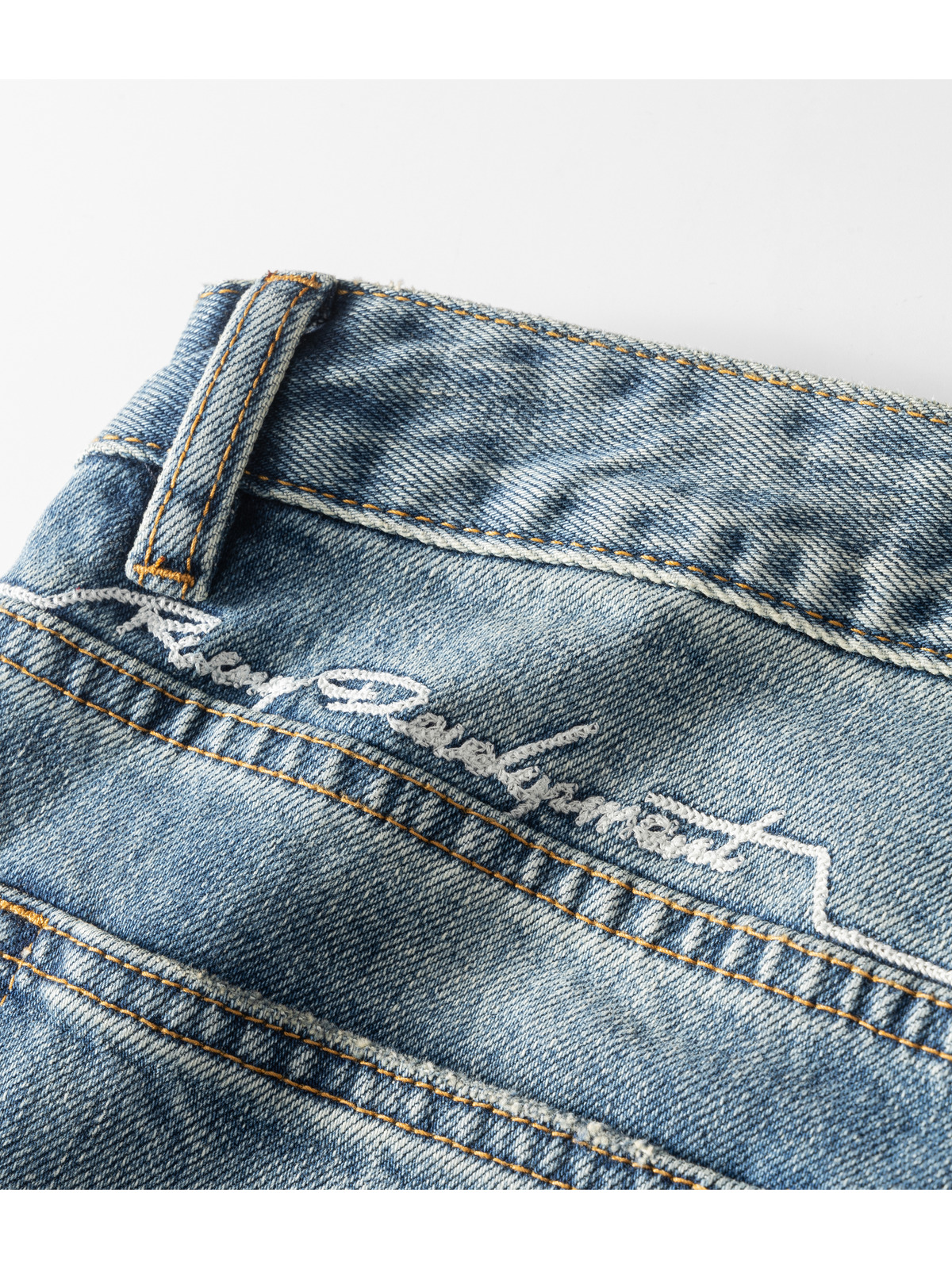 Waistband detail